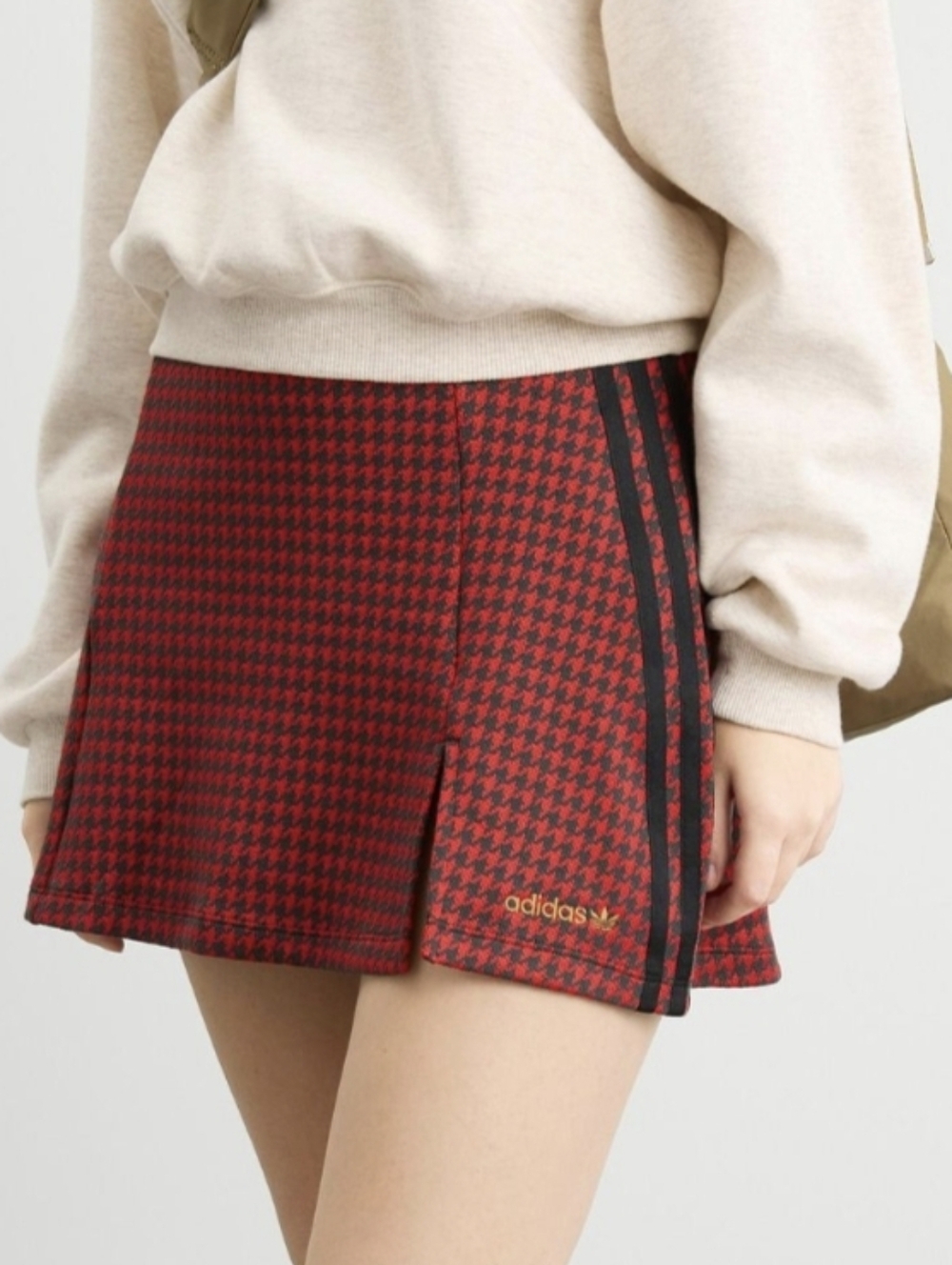 NWT adidas Red Houndstooth Mini Skirt Set - Picture 4 of 5